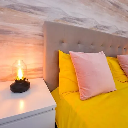 Sofia Cozy Apartment - Underground Private Parking Bucharest Exterior photo
