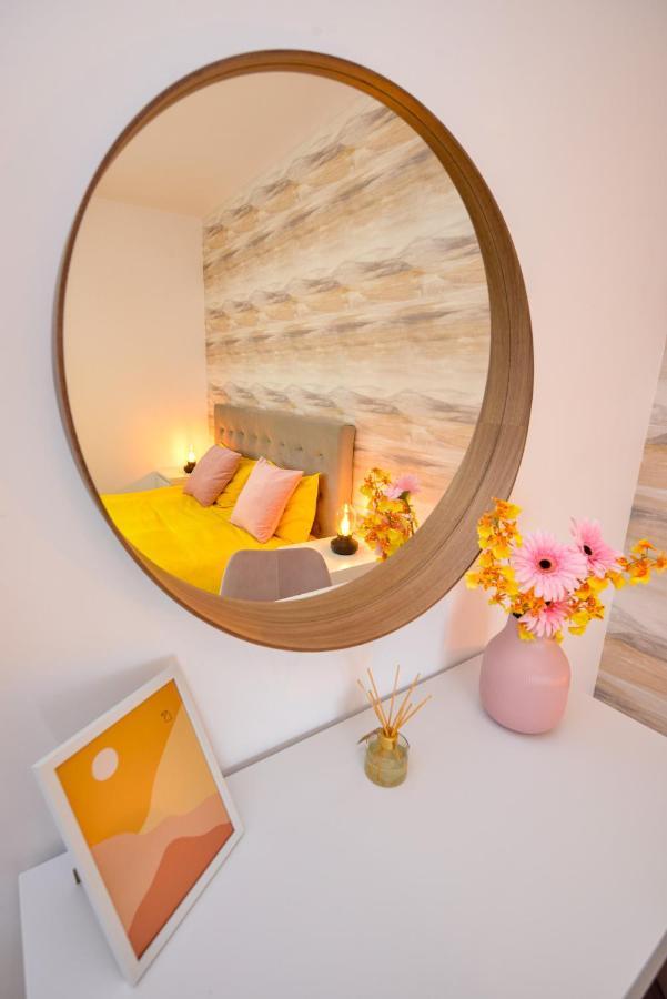 Sofia Cozy - Underground Private Parking Apartment