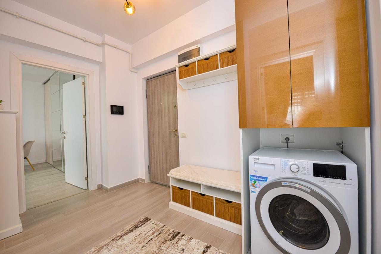 Apartment Sofia Cozy - Underground Private Parking Bucharest